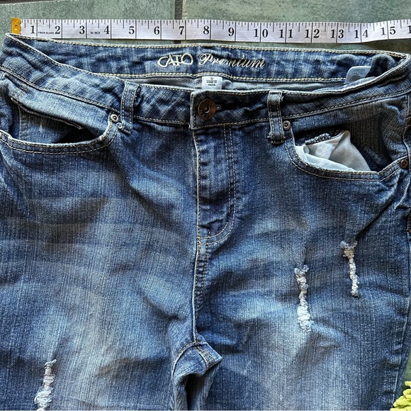 Cato Premium Medium Wash Stone Wash Jeans - Picture 5 of 8